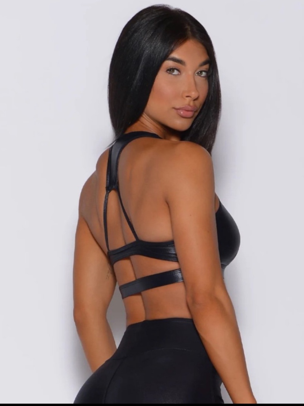 🔥Bombshell Sportswear Glossy Black Sports Bra 🔥